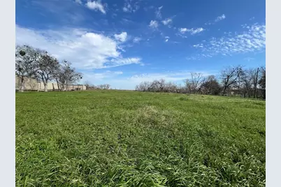 1101 S Mechanic Street, El Campo, TX 77437 - Photo 3