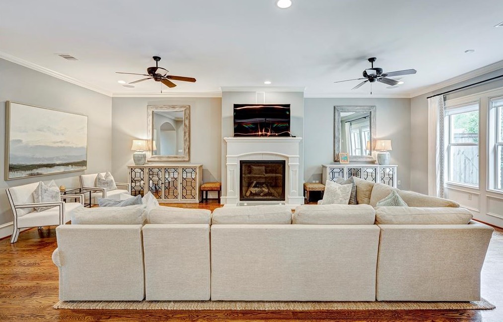 6219 Ella Lee Ln, Houston TX  77019-6310 exterior