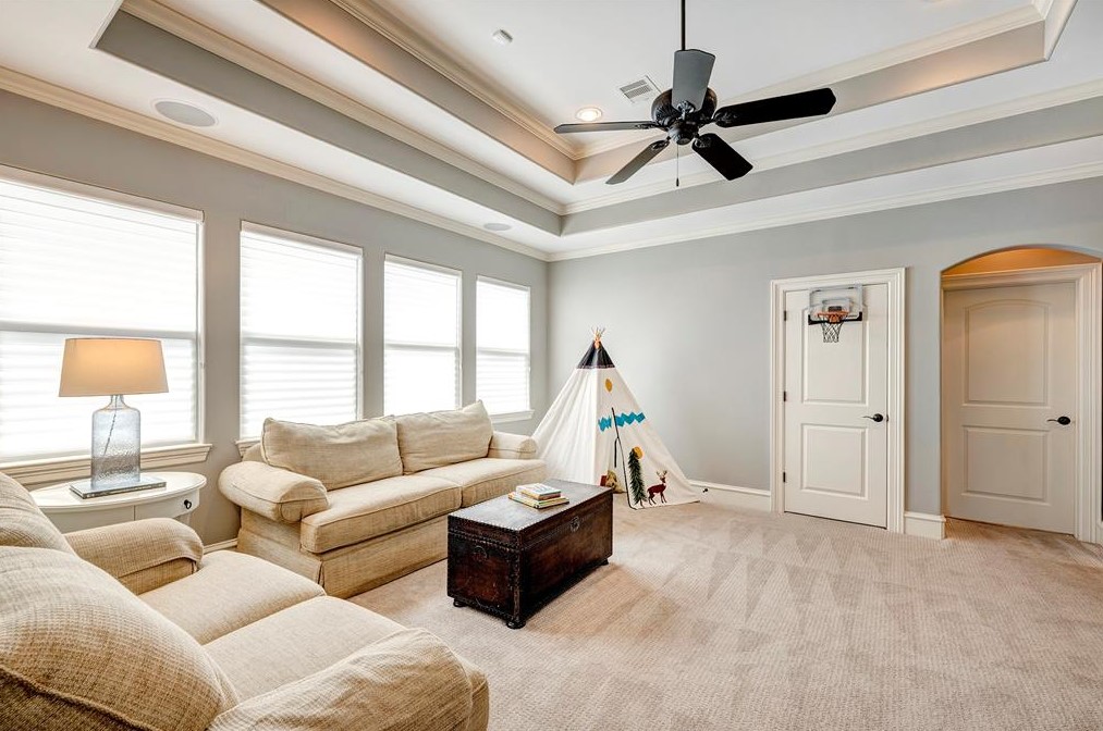 6219 Ella Lee Ln, Houston TX  77019-6310 exterior