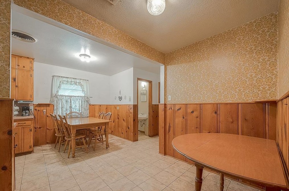 830 27 St, Houston TX  77008-2201 exterior