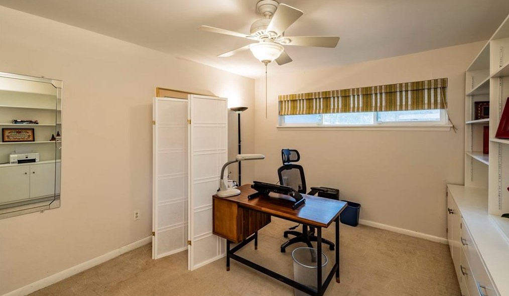 10719 Landsdowne Dr, Houston TX  77035-4345 exterior