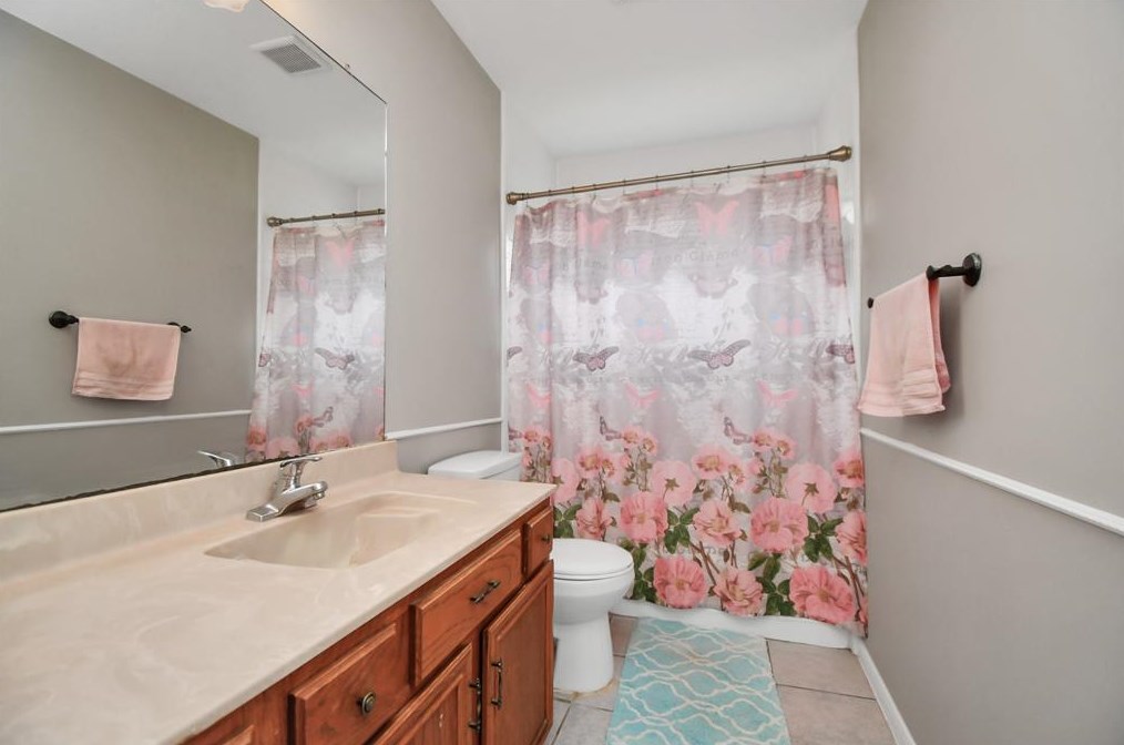 9107 Rippling Fld Dr, Houston TX  77064-4840 exterior