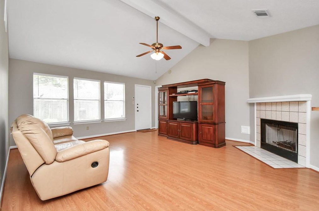 9107 Rippling Fld Dr, Houston TX  77064-4840 exterior