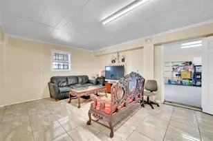 160 Darden, Anahuac, TX 77514 - Photo 13