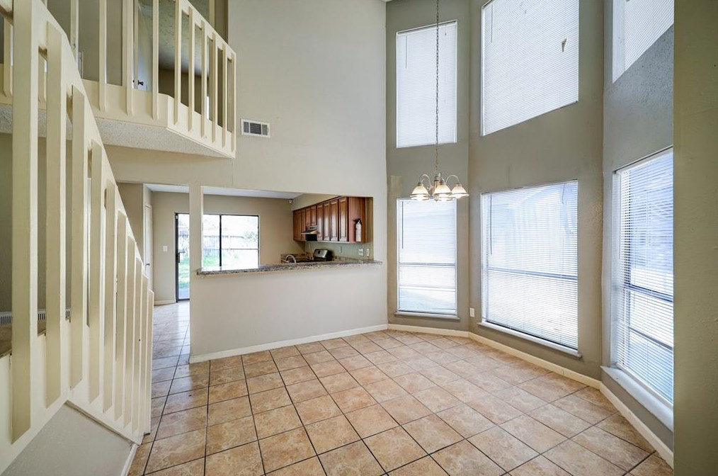 10731 Staghill Dr, Houston TX  77064-4037 exterior