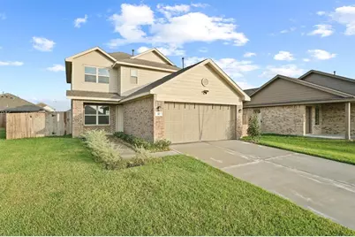 10 Riverwood Circle Court, Angleton, TX 77515 - Photo 1