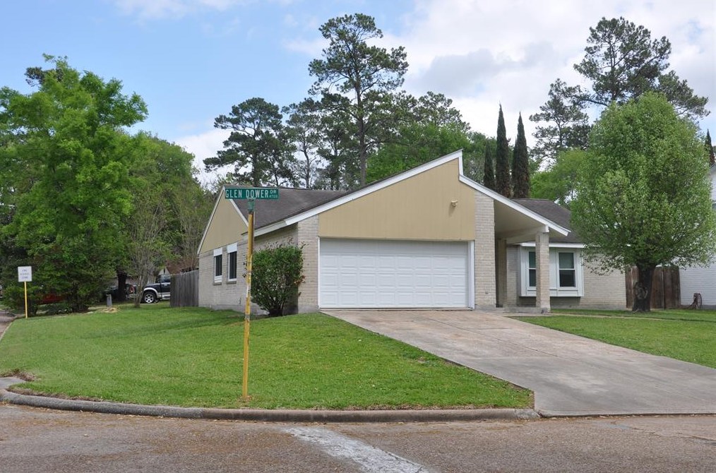 4715 Glendower Dr, Spring TX  77373-6932 exterior