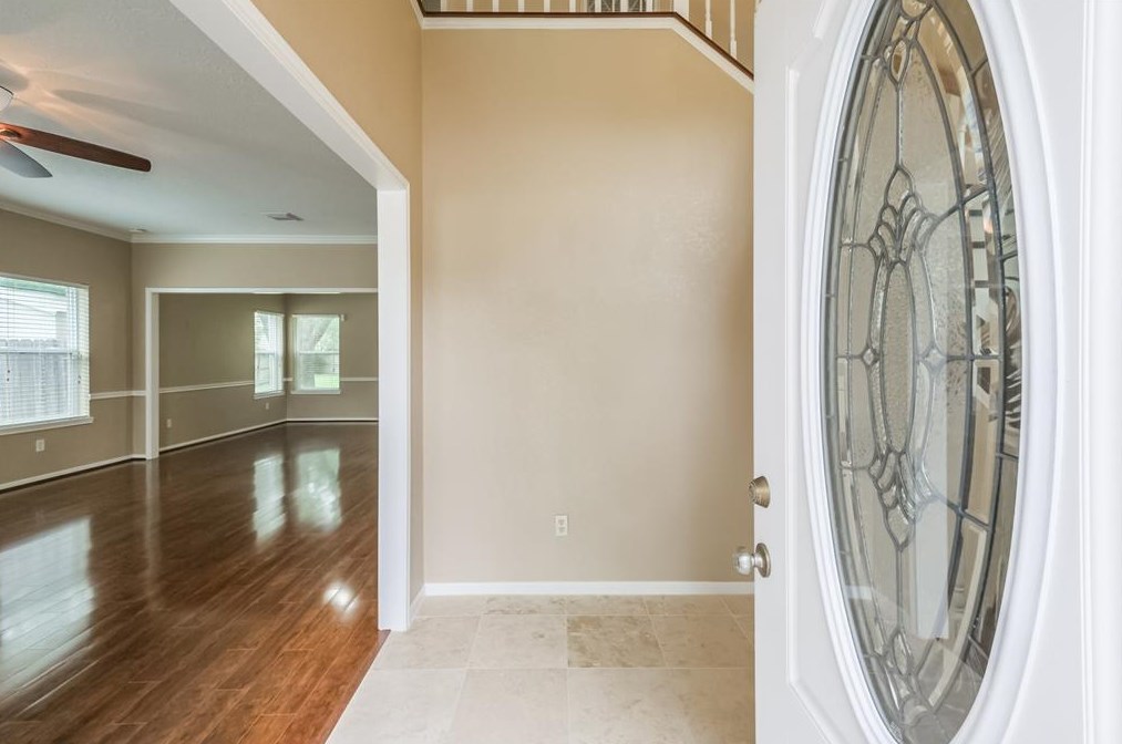 1403 Quiet Green Ct, Houston TX  77062-2080 exterior