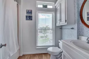 247 Isles End Rd, Tiki Island, TX 77554 - Photo 9