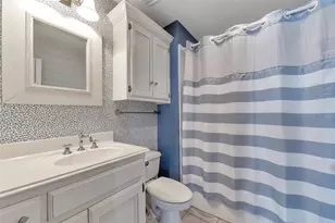 247 Isles End Rd, Tiki Island, TX 77554 - Photo 19