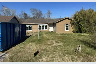 2110 Leight Street, Beaumont, TX 77703 - Photo 1