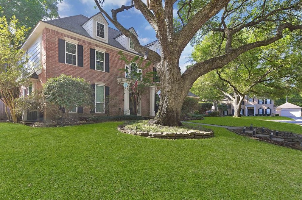 5802 Berkshire Hills Dr, Humble TX  77345-1830 exterior