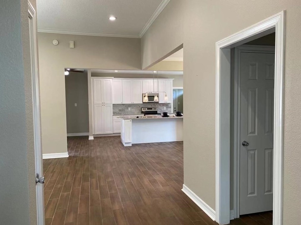 1902 Emerald Green Dr, Houston TX  77094-3460 exterior