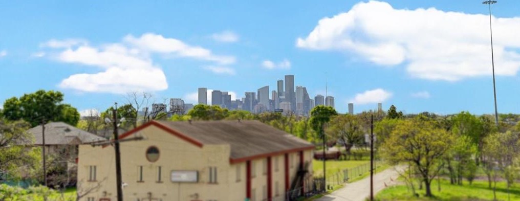 4406 Vernon St, Houston TX  77020-6470 exterior