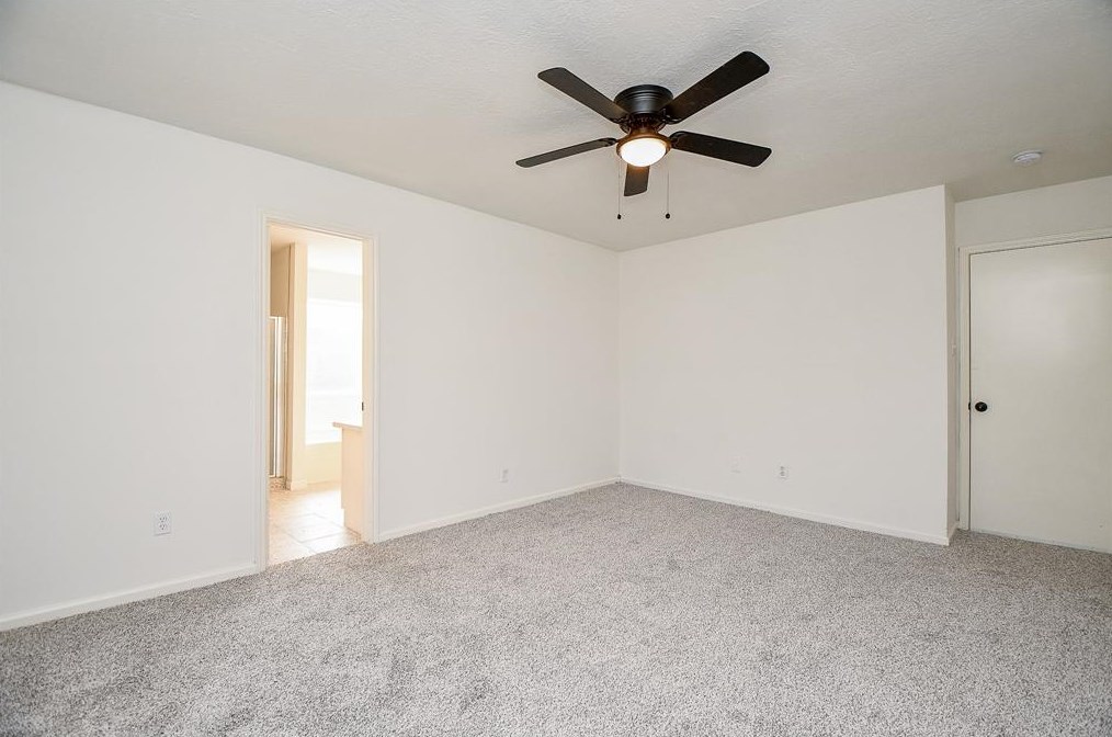 16618 Ripple Rdg Dr, Houston TX  77053-5348 exterior