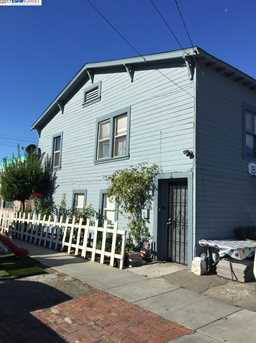 E 7th St - Photo 1