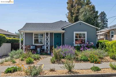 2545 Rampart St - Photo 1