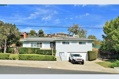 535 Lindley Dr - Photo 1