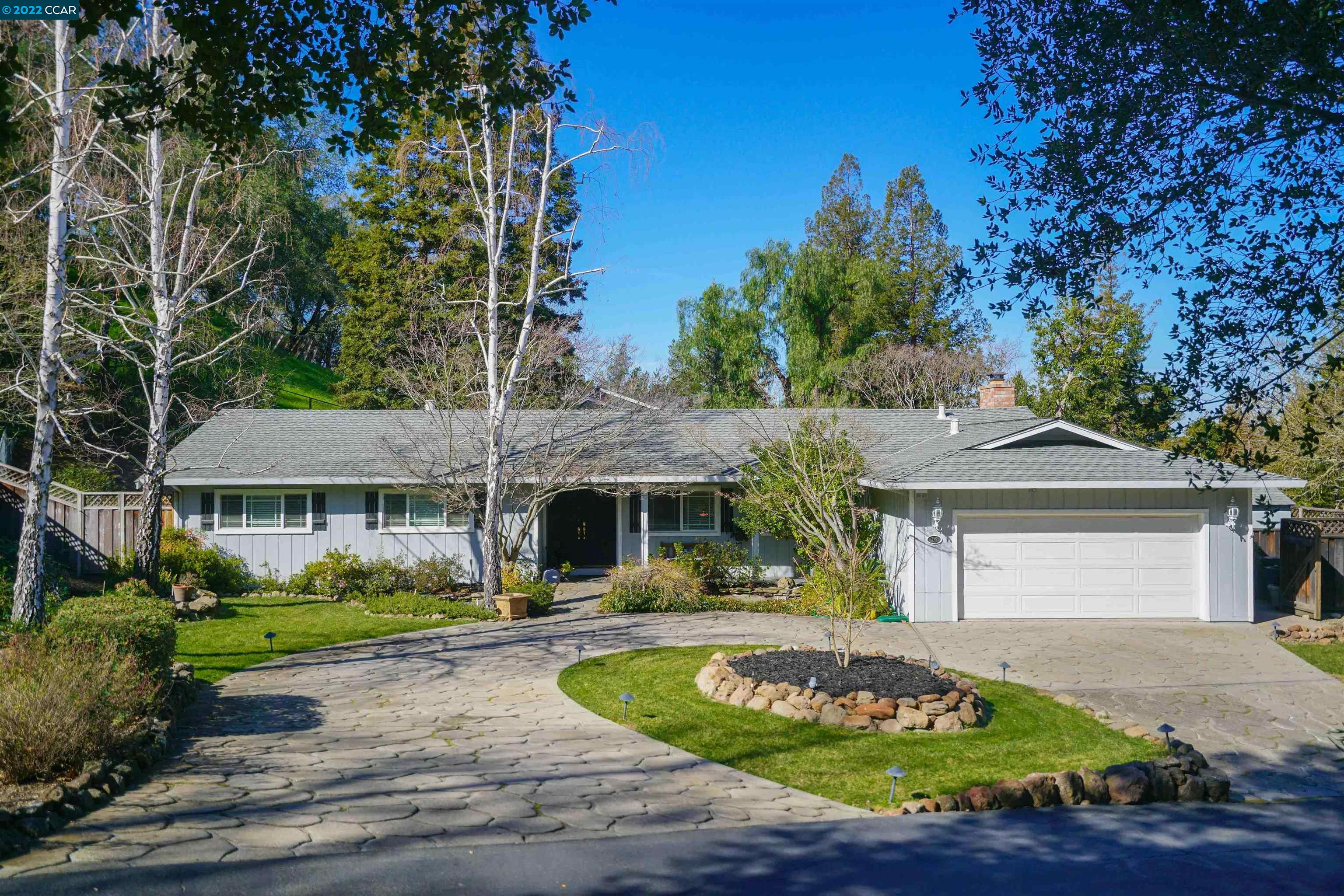 14 Hagen Oaks Ct, Alamo, CA 94507 - MLS 40983015 - Coldwell Banker