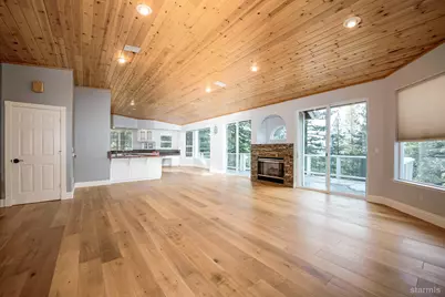 1634 Skyline Drive, South Lake Tahoe, CA 96150 - Photo 1