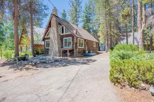 952 Linda Ave, South Lake Tahoe, CA 96150 - Photo 1