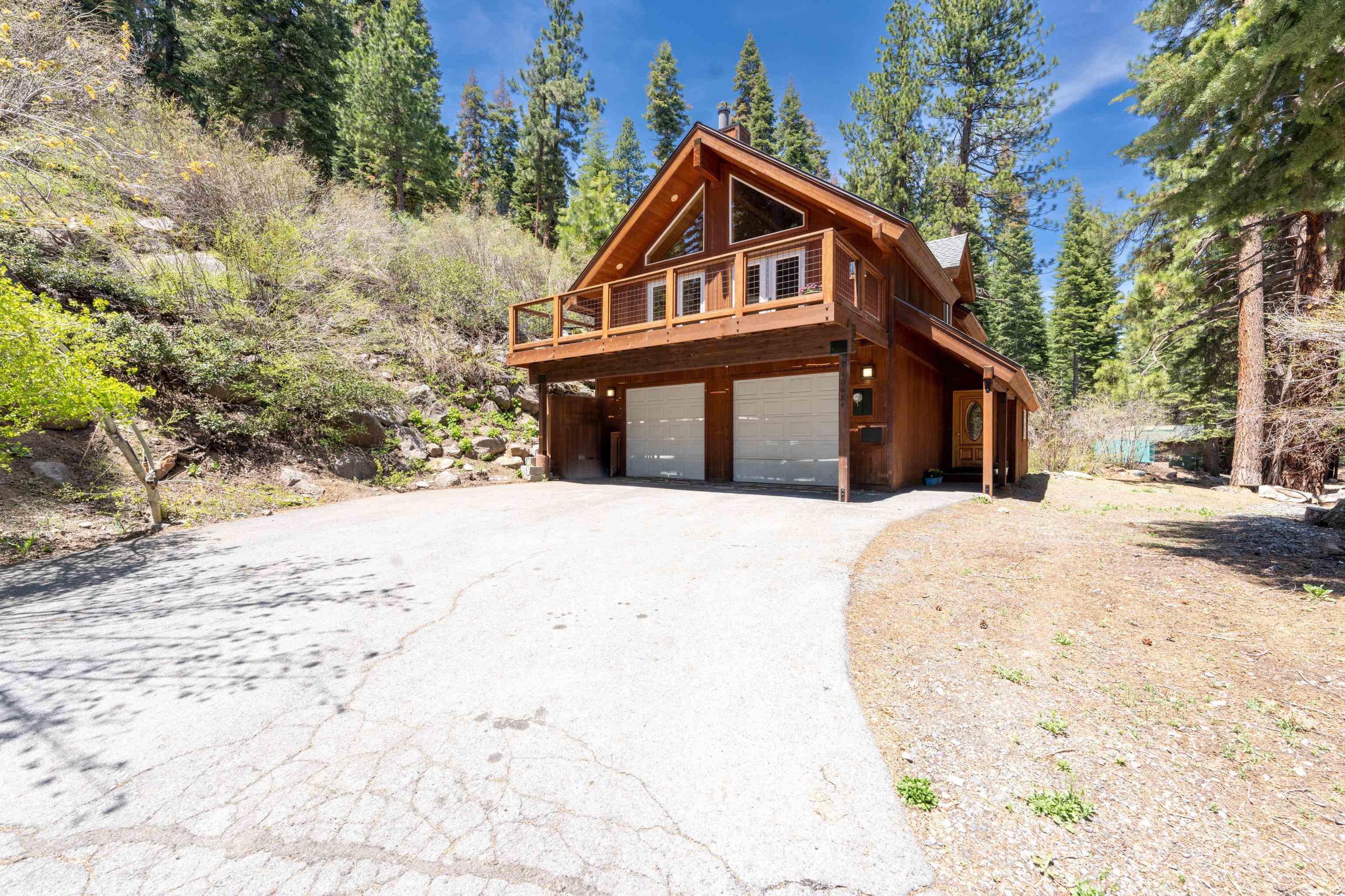 10684 Pine Cone Rd, Truckee, CA 96161 - MLS 20221013 - Coldwell Banker