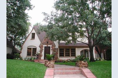 4532 Belclaire Ave Dallas Tx 75205 Mls 10146100 Coldwell Banker 4532 Belclaire Avenue Photo 1