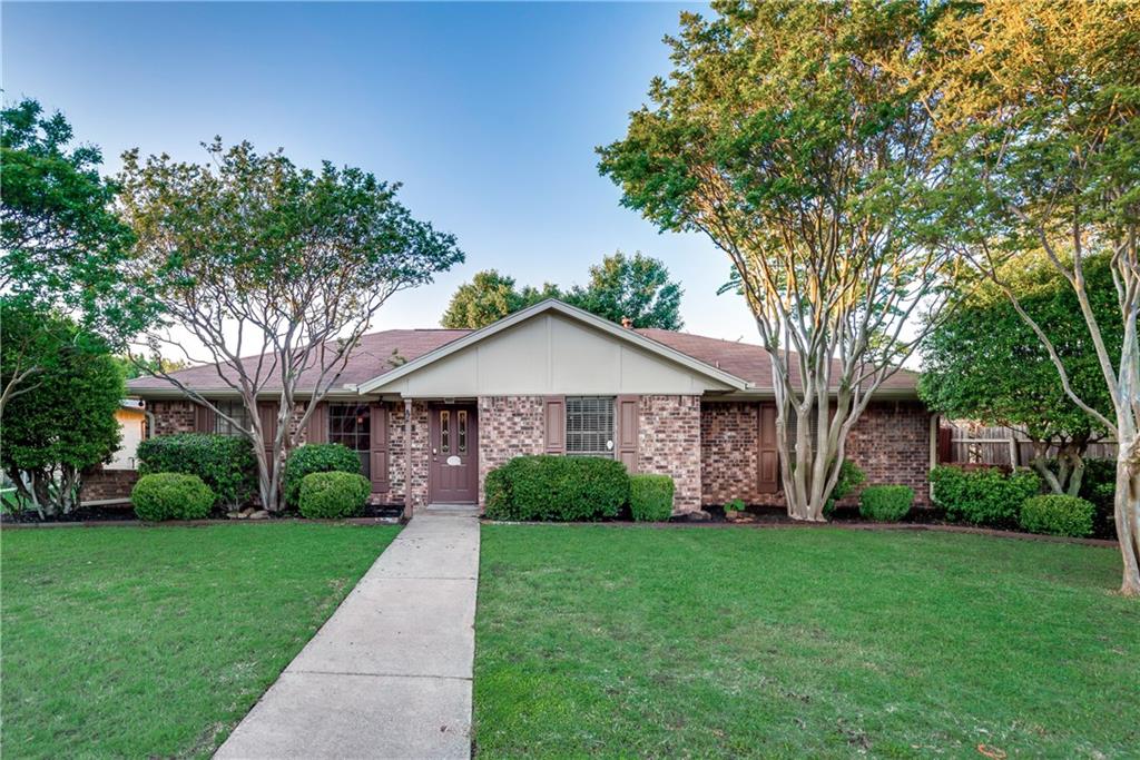 1323 Starling Ln Lewisville Tx 75077 Mls 14077193 Coldwell