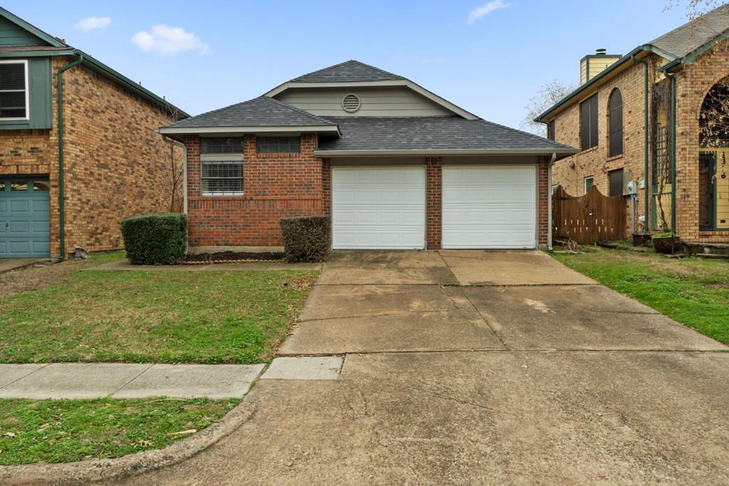 1316 Jasmine Dr Lewisville Tx 75077 Mls 14259844 Coldwell Banker