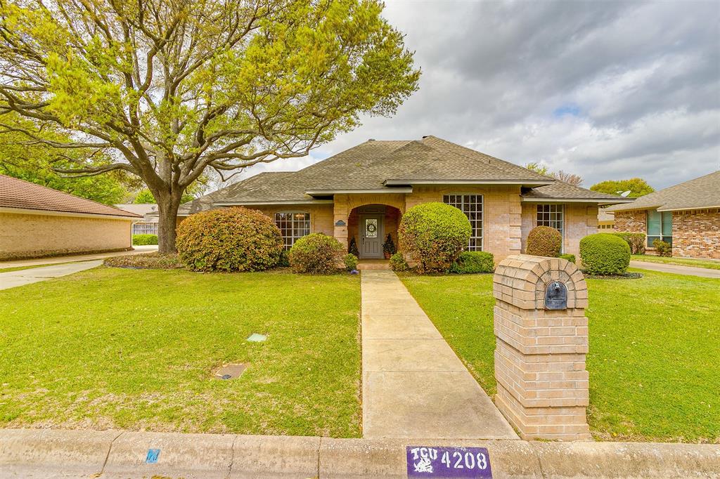 4208 Lake Vista Dr, Benbrook, TX 76132 MLS 14549195 Coldwell Banker