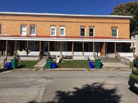 303 Phillips - Photo 1