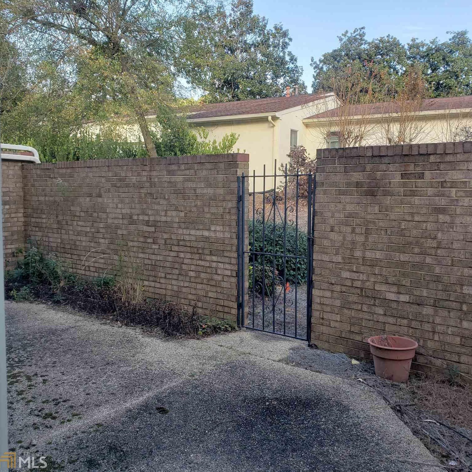 4330 Village Oaks Ln, Atlanta GA 30338-5730 exterior