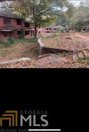 1232 Washington Cir, Atlanta GA  30344-7113 exterior