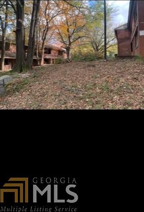 1232 Washington Cir, Atlanta GA  30344-7113 exterior