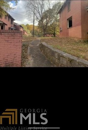 1232 Washington Cir, Atlanta GA  30344-7113 exterior