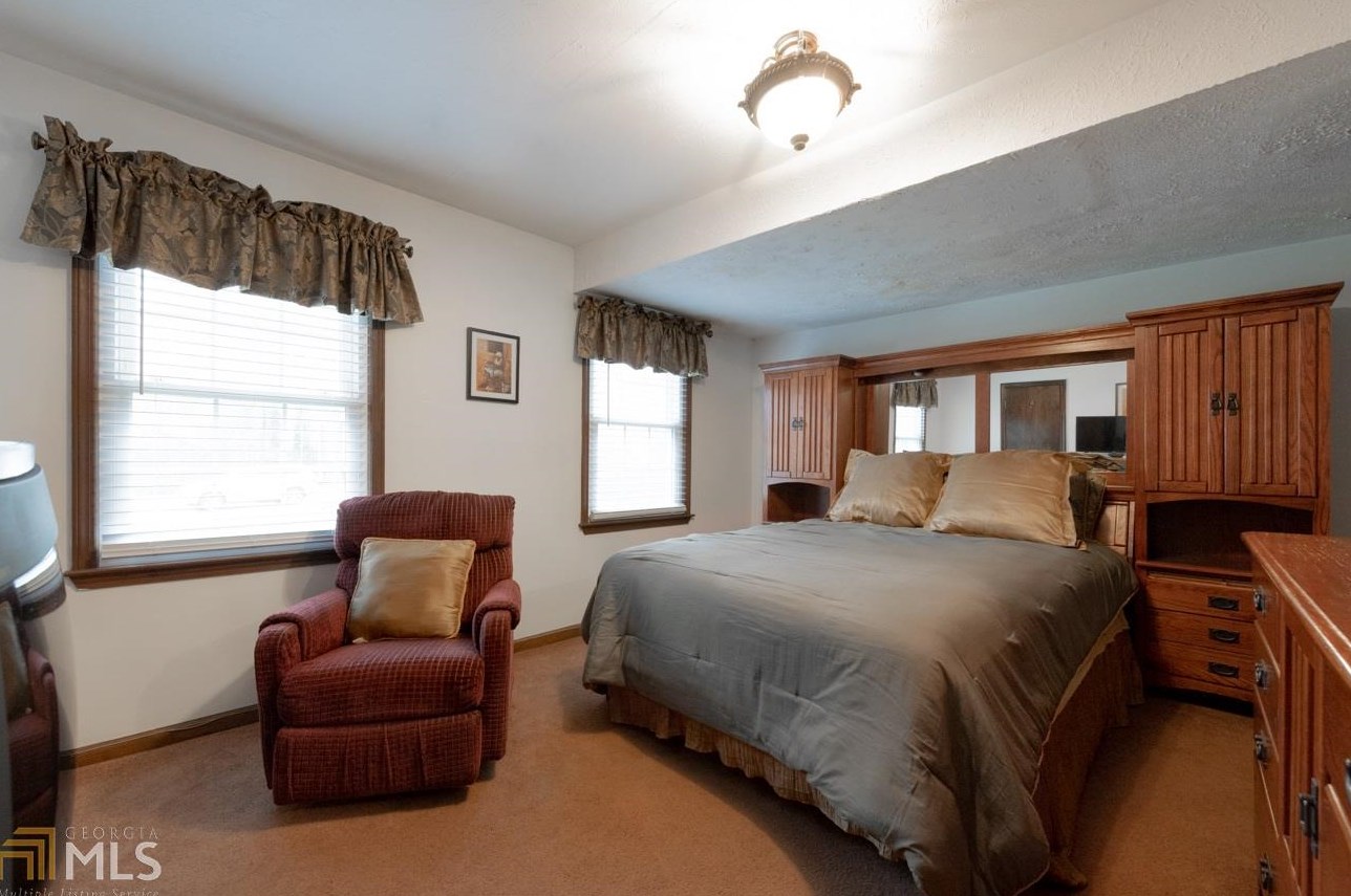 2988 Albatross Ln, Decatur GA  30034-4208 exterior