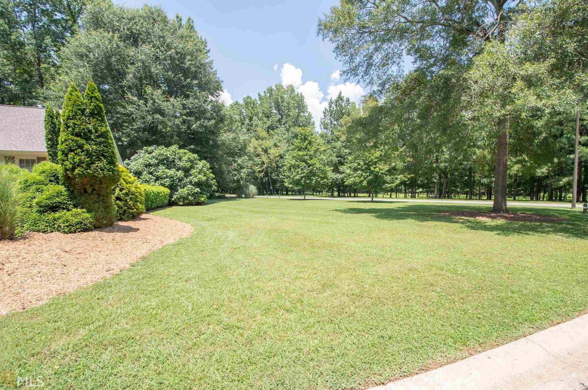 110 Hillsborough Dr, Athens GA 30606-6424 exterior