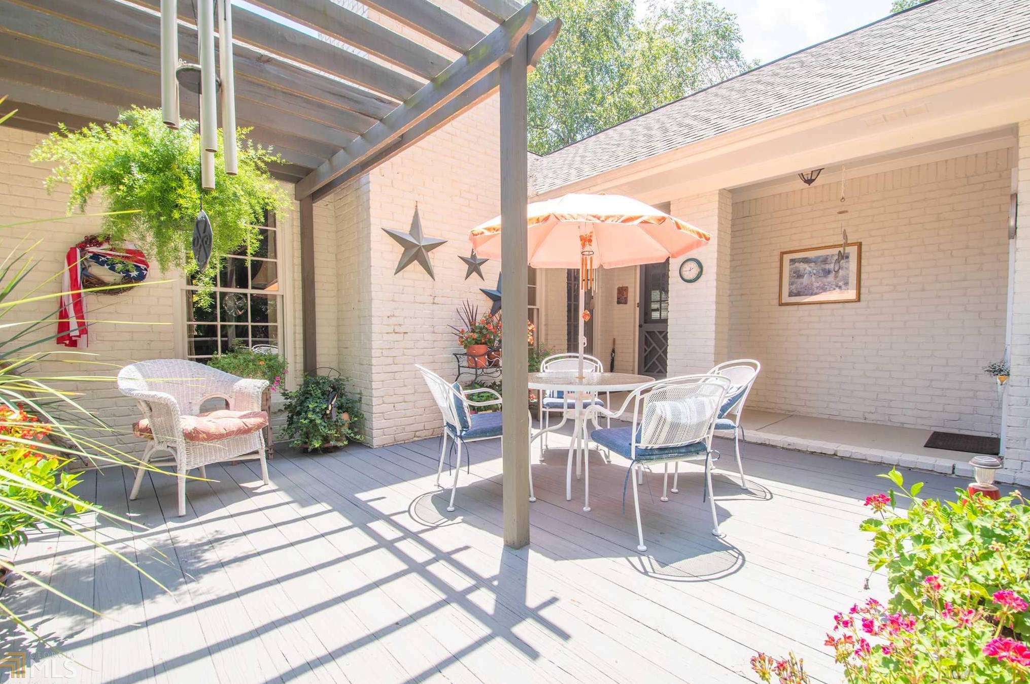 110 Hillsborough Dr, Athens GA 30606-6424 exterior