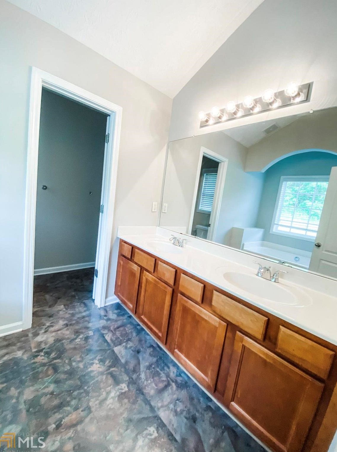 1231 Alex Dr, Winder GA  30680-4294 exterior