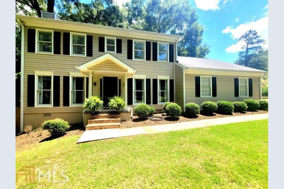 5327 Rivoli Dr, Macon, GA 31210 MLS 8998932 Coldwell Banker