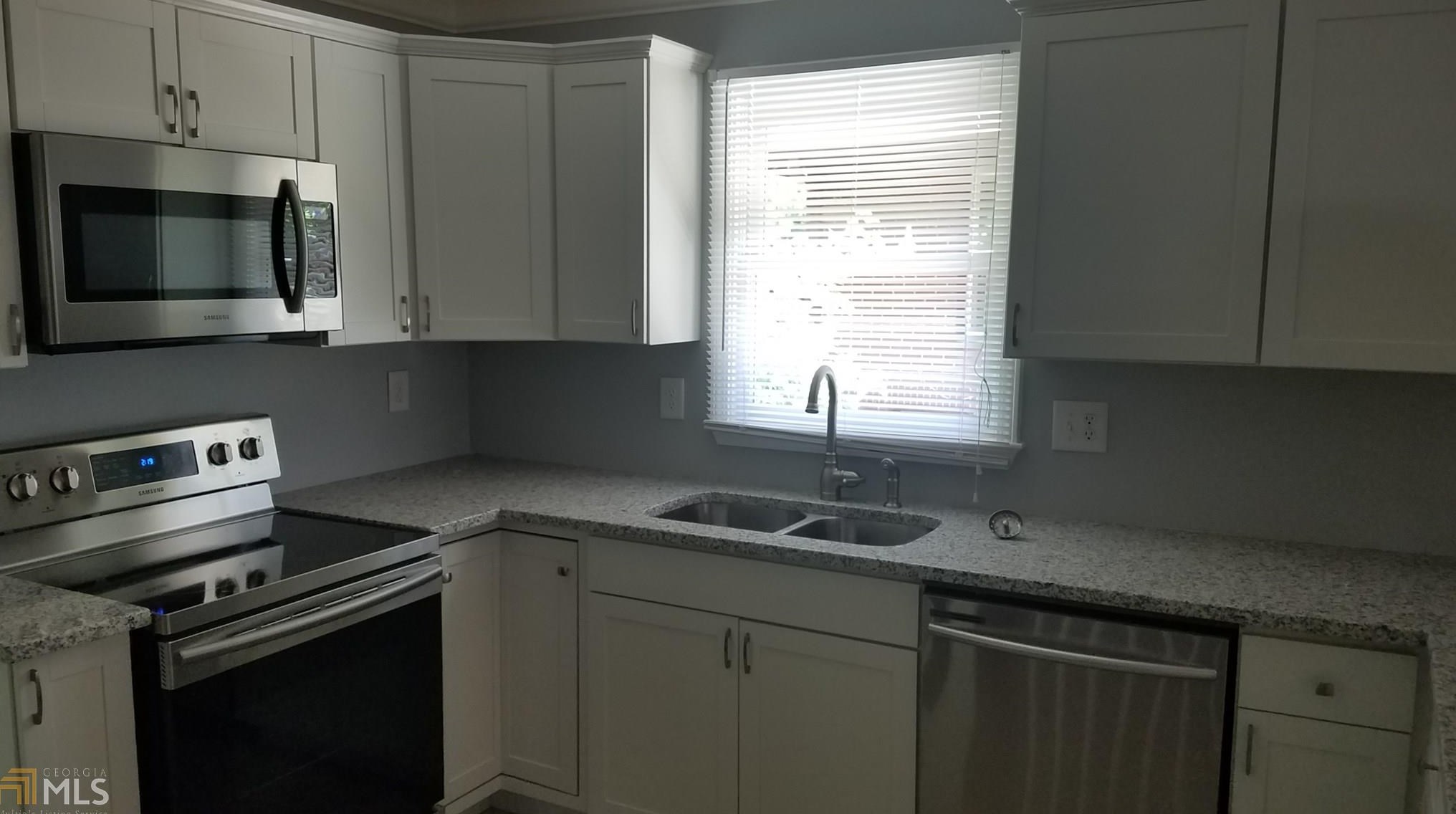 183 Warren St, Atlanta GA  30317-2244 exterior