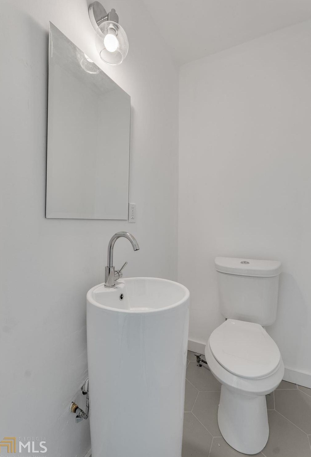 1743 Old Hickory St, Decatur GA  30032-4354 exterior