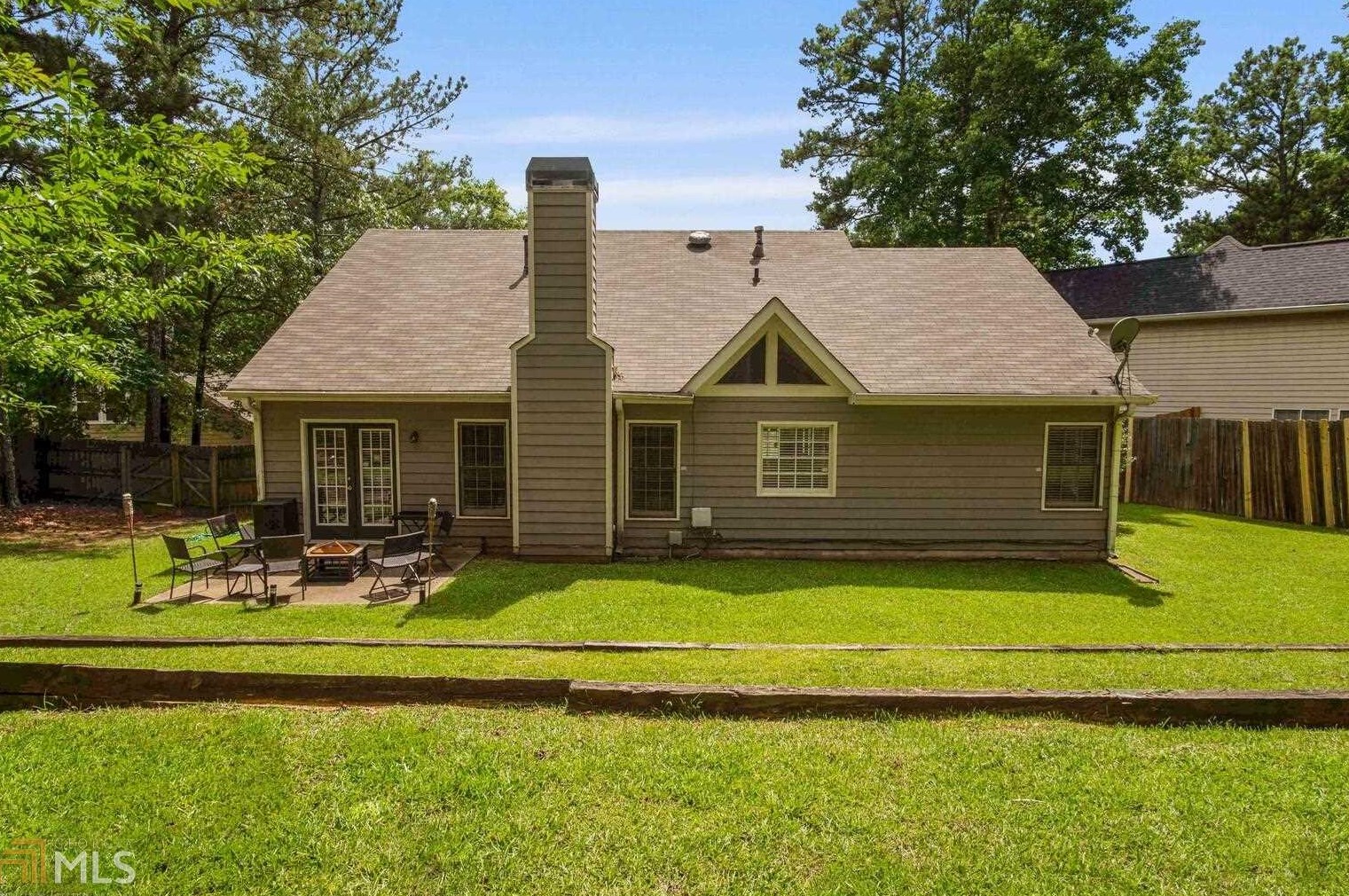 6772 Ashbury Ct, Rex GA exterior