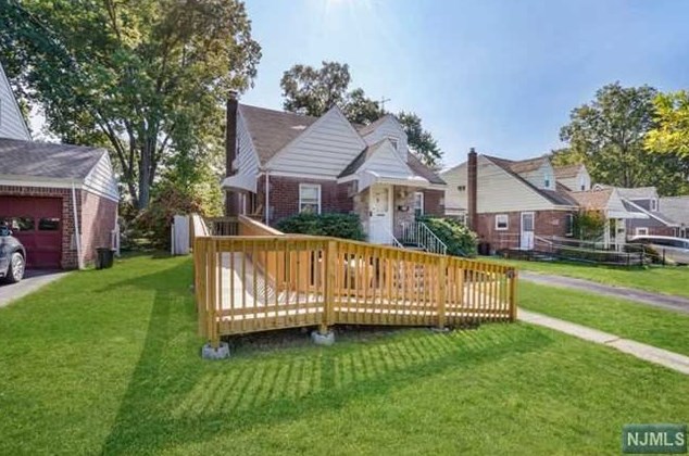643 Taco Ave, Westwood NJ  07675-3426 exterior