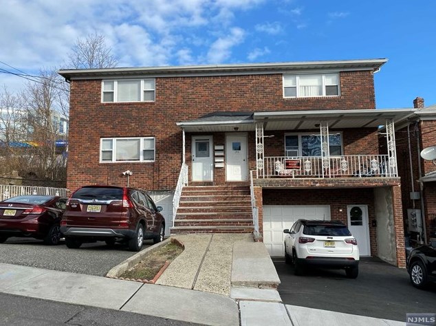 195 Wheeler St, Cliffside Park NJ  07010-1217 exterior