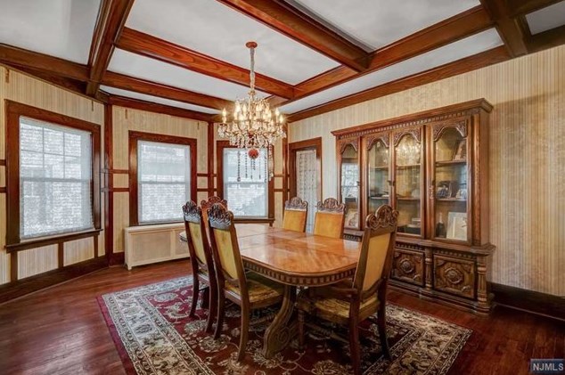 115 Passaic Ave, Rutherford NJ  07070-1919 exterior