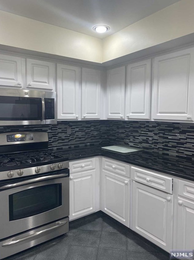 773 Spinnaker Ct, Secaucus NJ  07094-2232 exterior