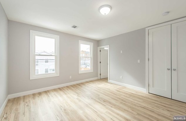 80 Belmont Ave, Jersey City NJ  07304-3012 exterior
