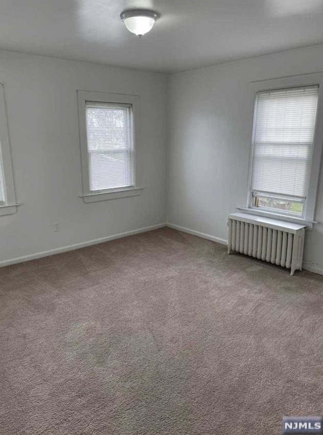 43 Center St, Little Ferry NJ  07643-1802 exterior