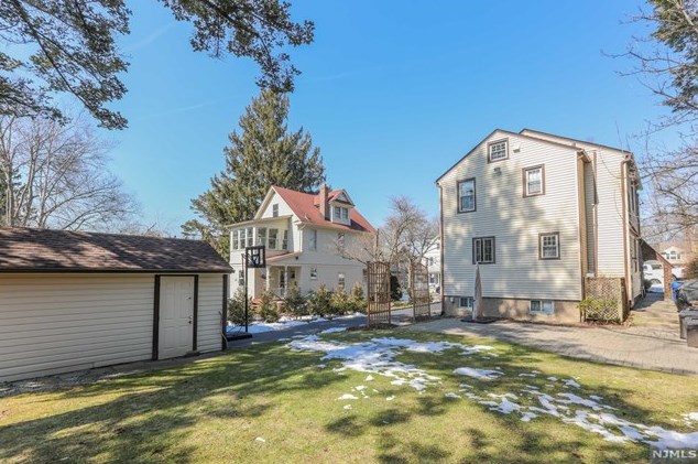 103 Conklin Ave, Hillsdale NJ  07642-2239 exterior